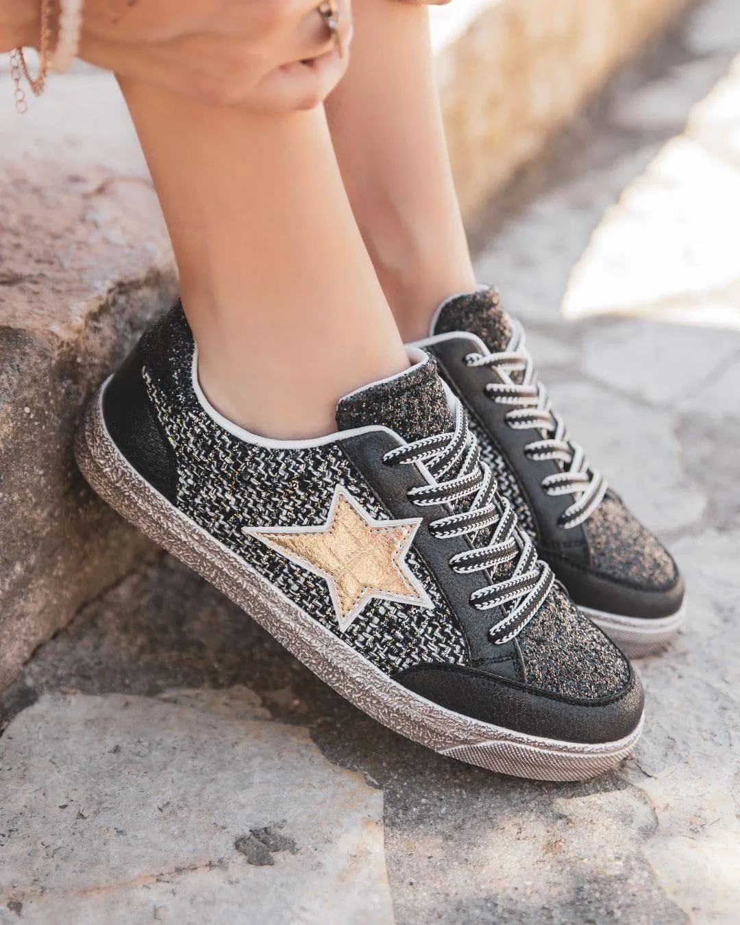 Basket femme noire étoile à lacets - Élise