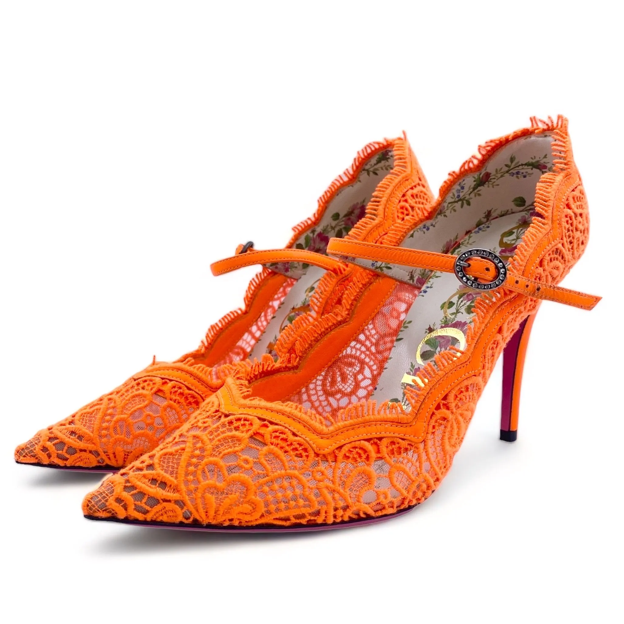 NEW - GUCCI LACE PUMPS EU 37.5/ UK 4.5