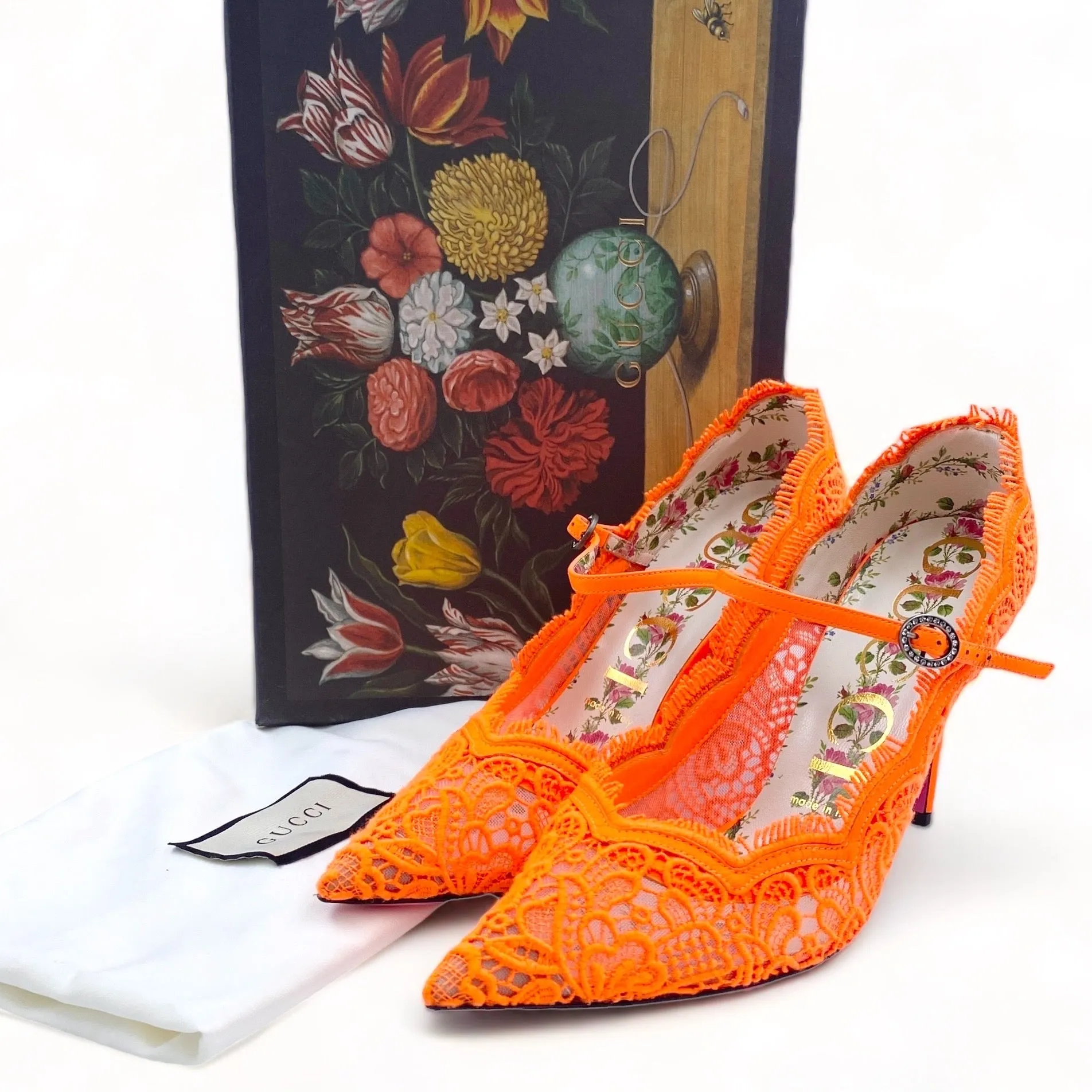 NEW - GUCCI LACE PUMPS EU 37.5/ UK 4.5