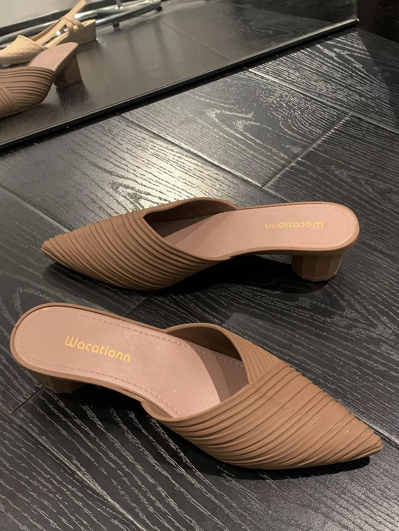 Ruched Detail Point Toe Sculptural Heeled Mule Pumps