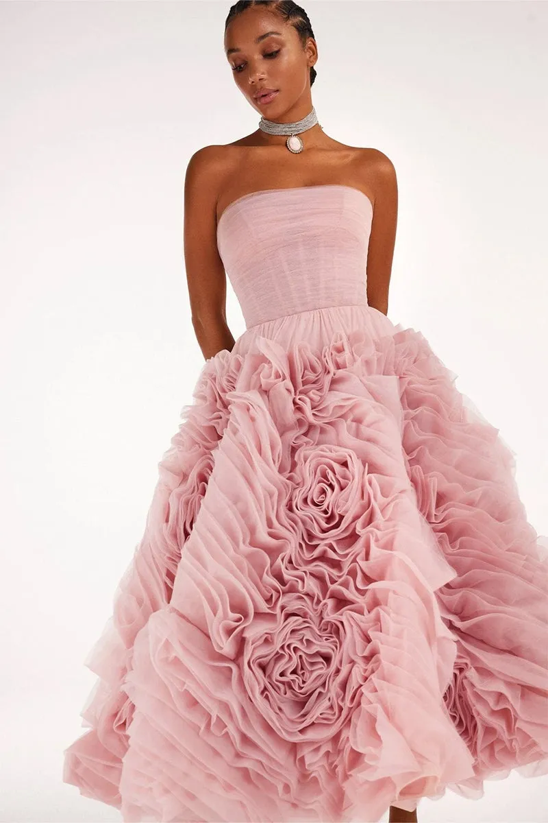 Unreal Sensibility Tulle Trendy Strapless Midi Dress