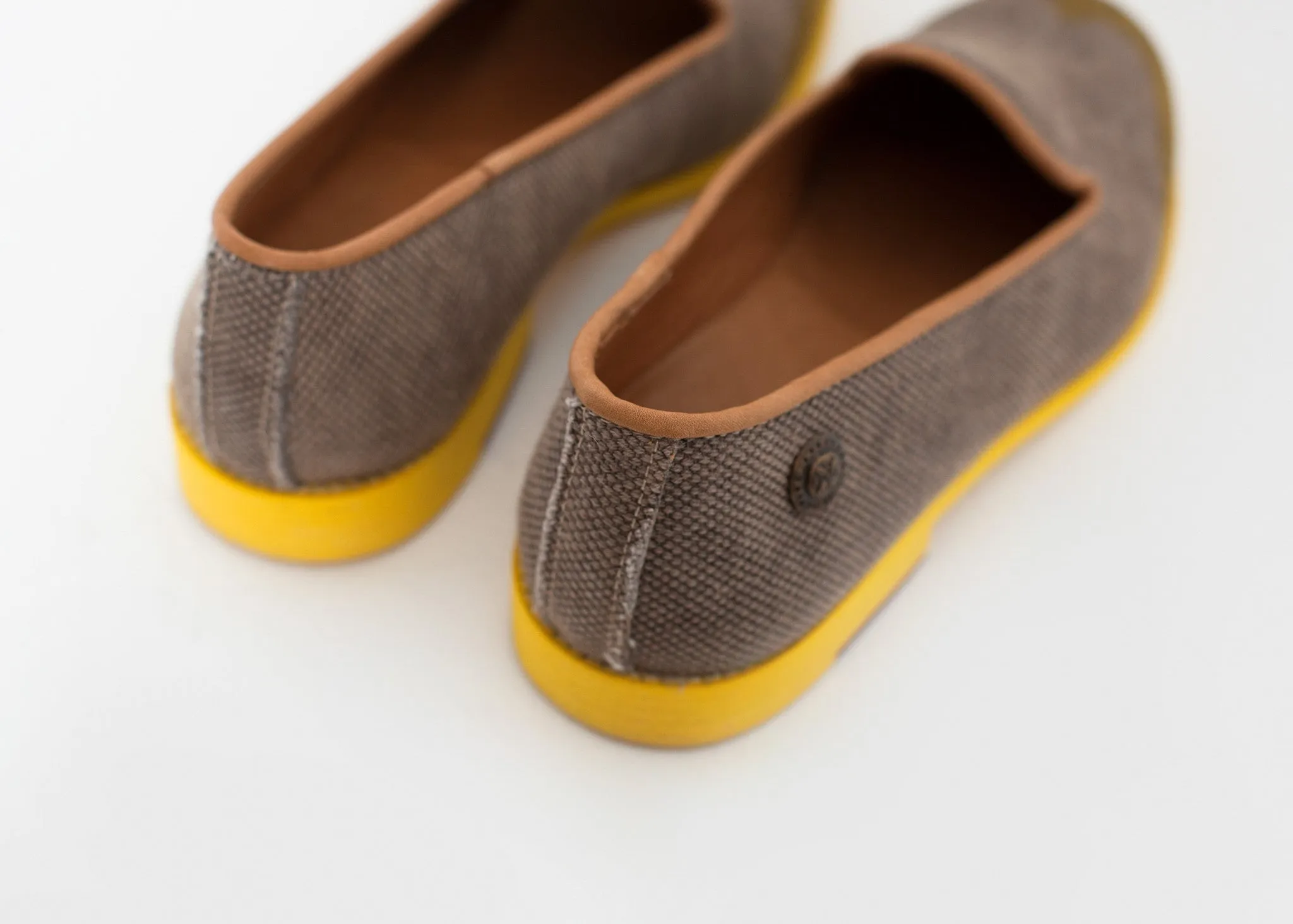 Wingtip Loafer in Yellow - A Stylish and Fashionable Choice
